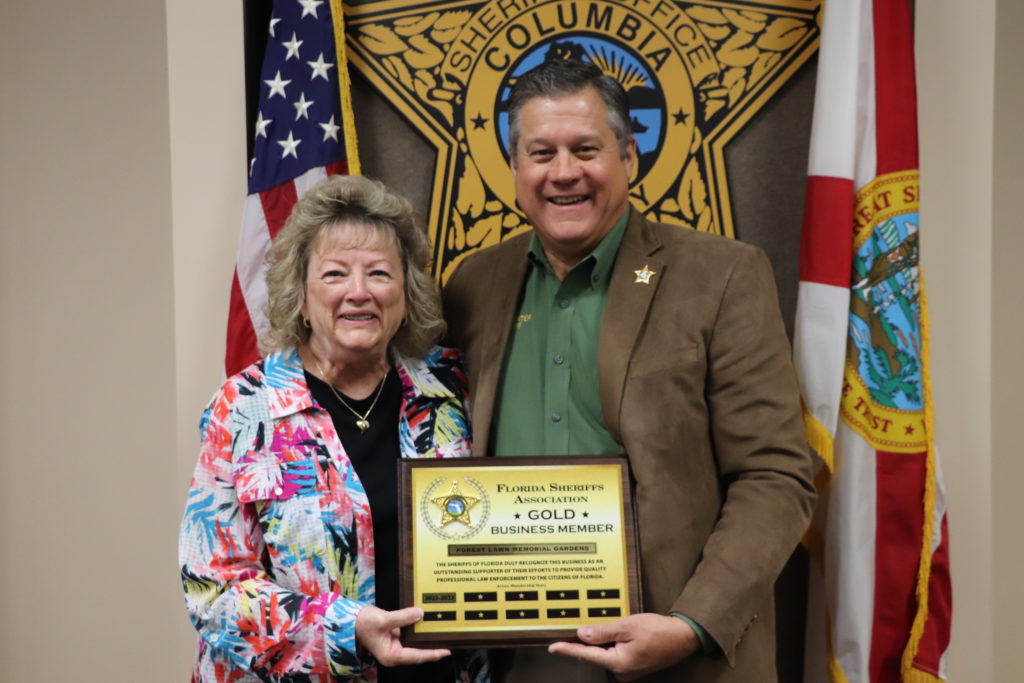 Sheriff Hunter Presents FSA Gold Business Award